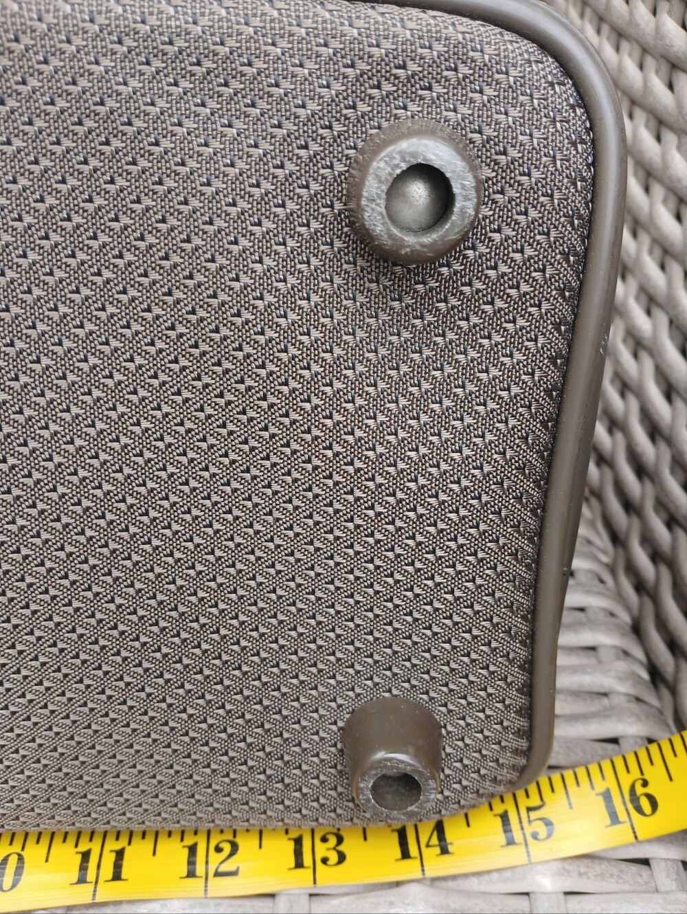 Samsonite Taupe-Brown Structured Textured Bag - Picture 9 of 15